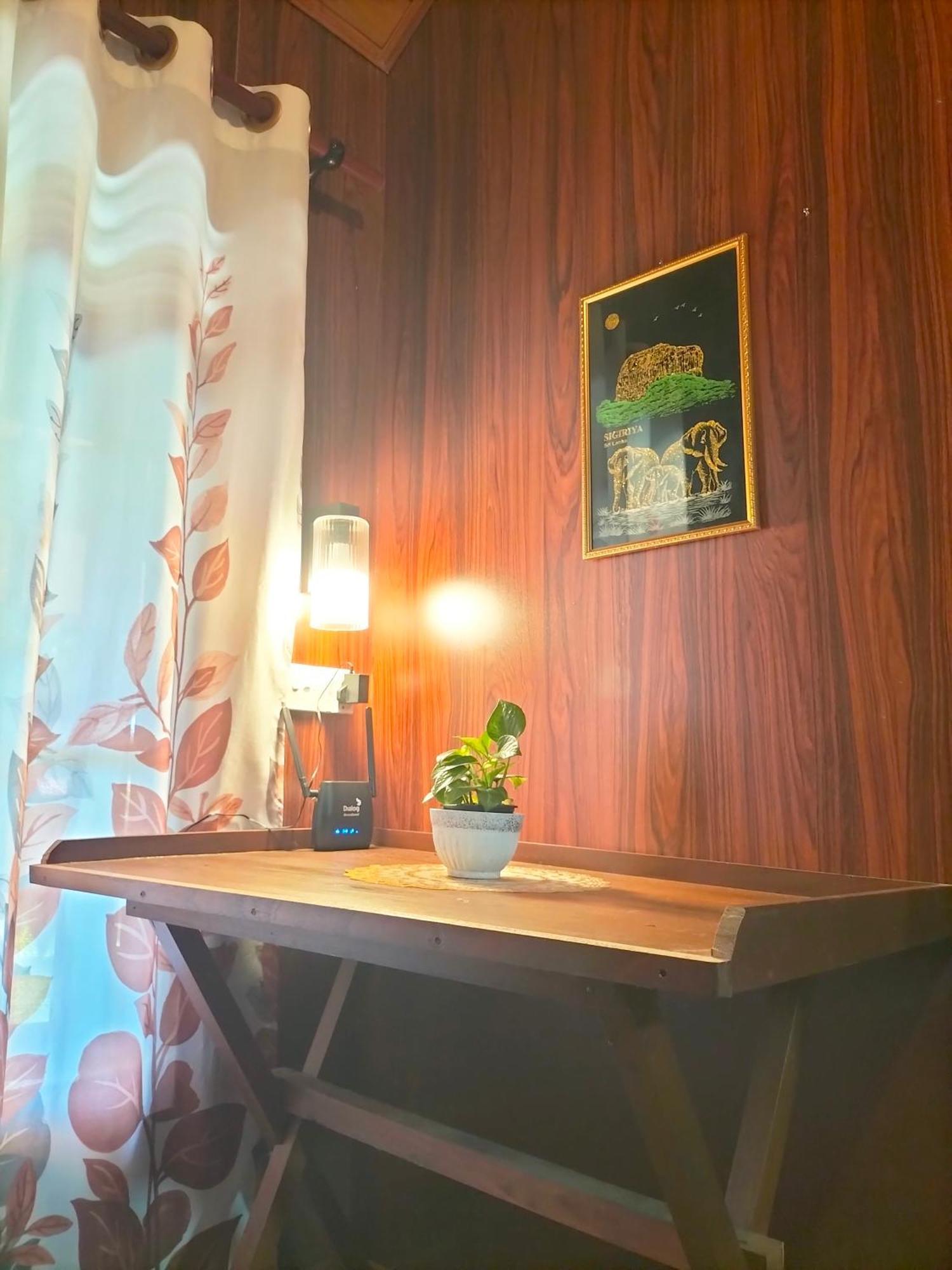 Вилла Blue Ocean Tree House Hiriketiya Диквелла Экстерьер фото